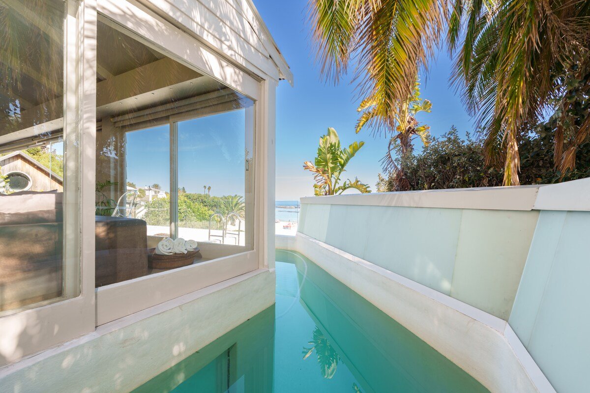 Glasshouse Getaway gallery image 5