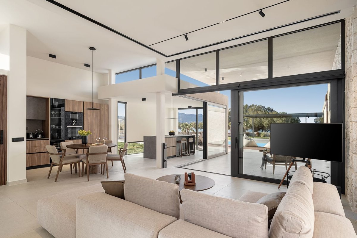 Pnoe Seafront Experience | Villa Alas