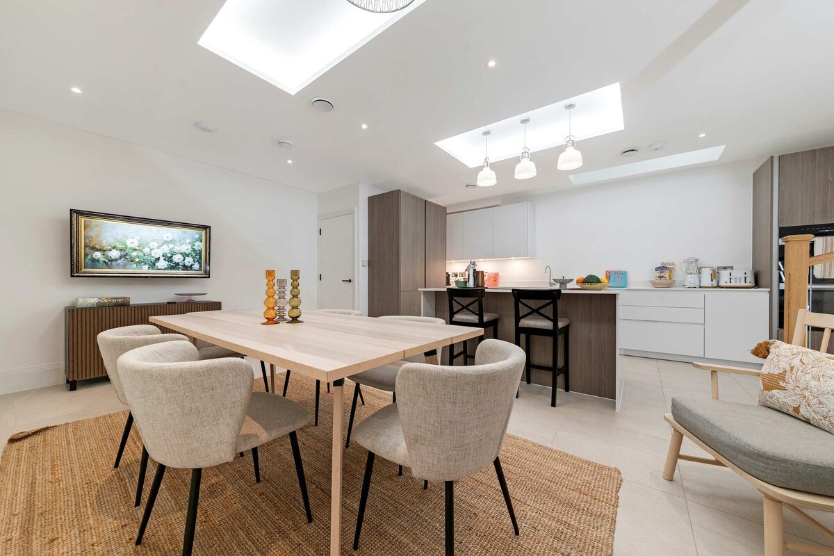 Knightsbridge Mews (KM120) gallery image 4