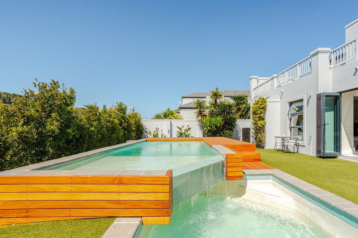 Free WIFI /2km to Kitesurfing beach/Gated Estate gallery image 3