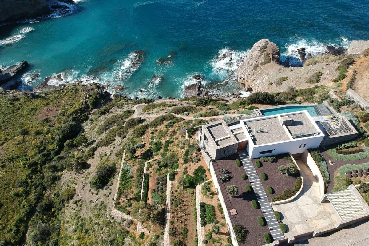 A pearl in Crete -Top 10 villas in Greece