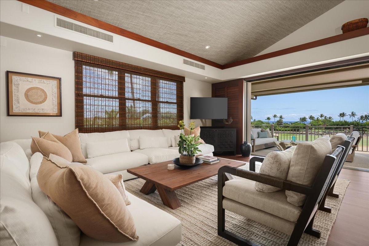 Kaulu Villa 111A – Just Updated! | Onsite Staff &