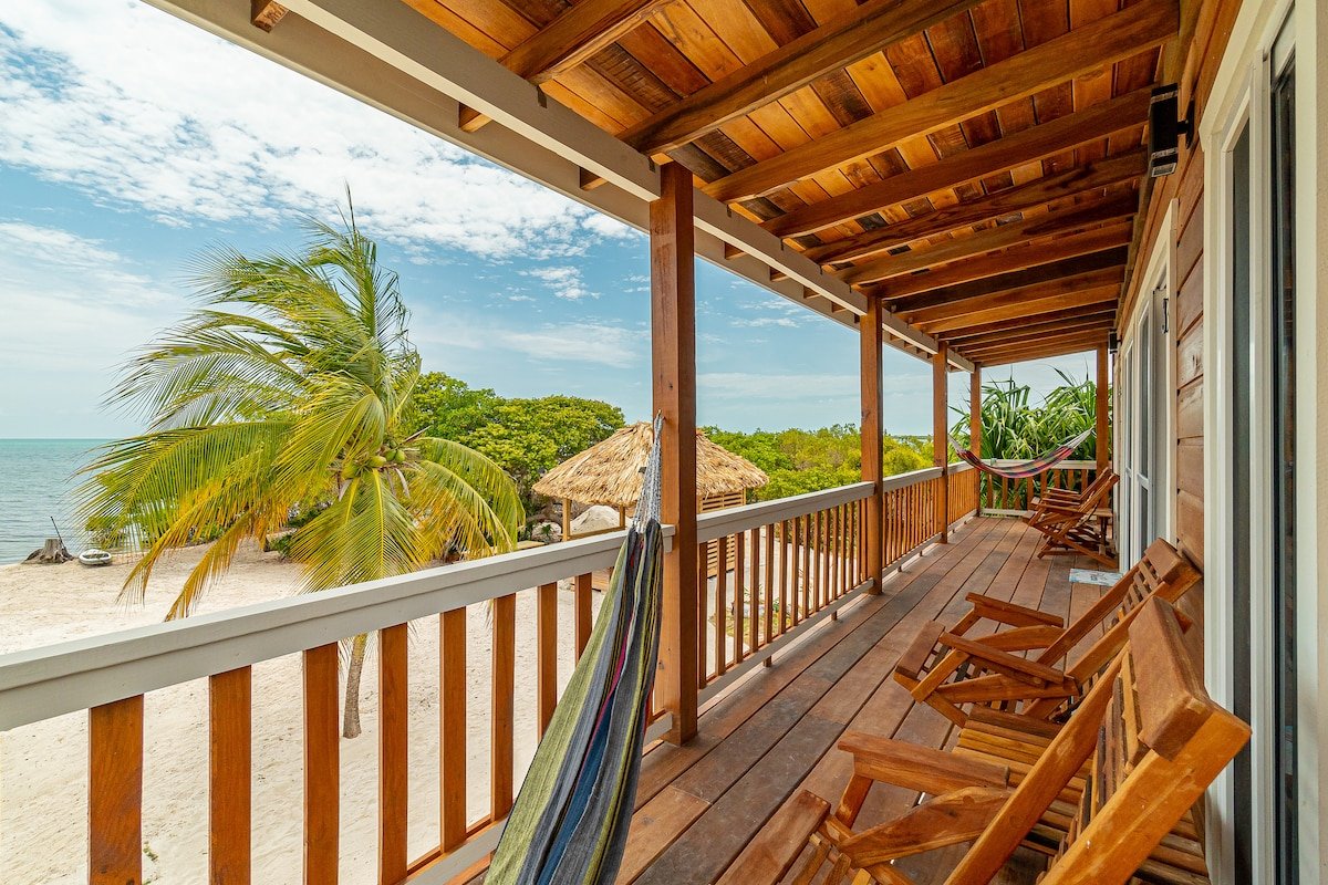 Driftwood Beach Front Cabanas with Wifi and kayaks gallery image 3