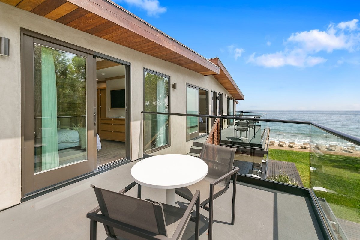 SA Carbon Beach Suite #9 by Stay Awhile Villas gallery image 3