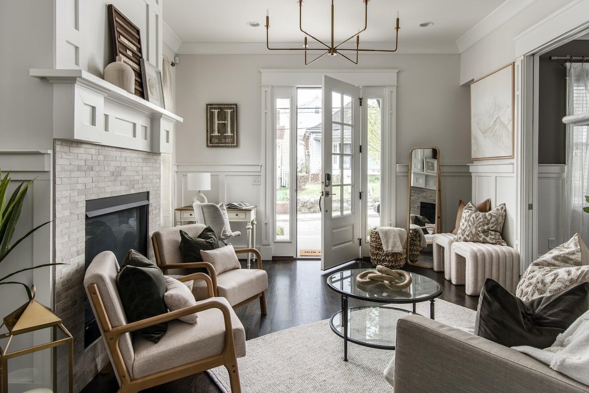 Salt in the City:Serene Downtown Nashville Escape gallery image 2