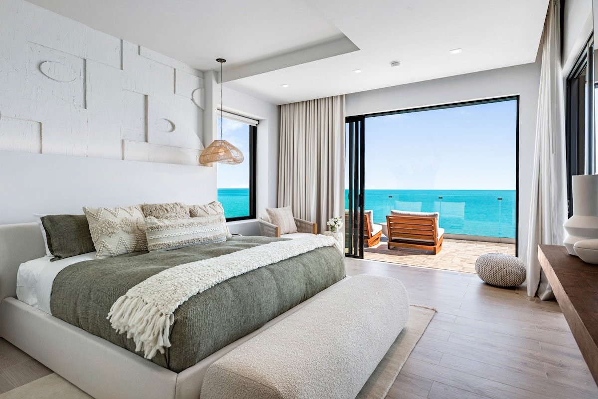 Coco Rock – Villa Julia gallery image 2