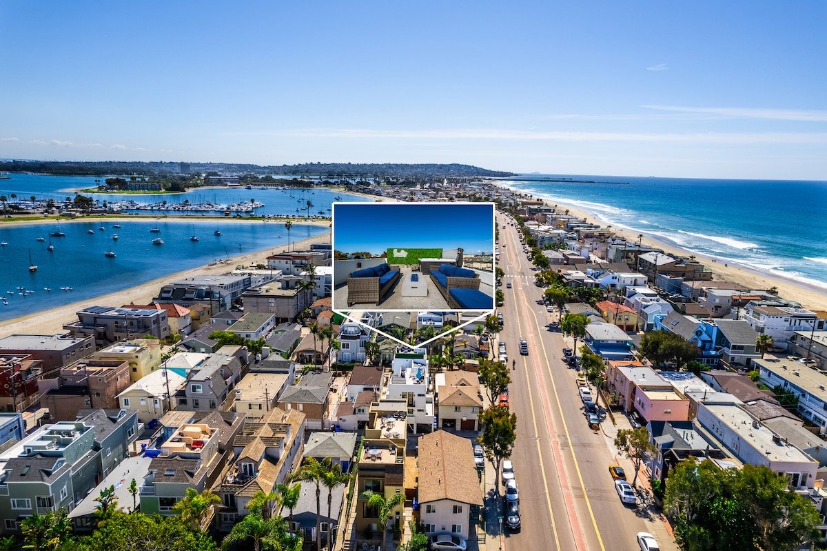 Ocean & Bay Views w/ Private Rooftop Hot Tub gallery image 3