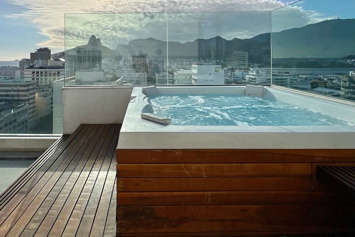 Triplex Penthouse for Rent in Ipanema gallery image 3