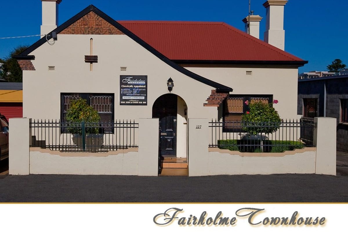 Fairholme Townhouse gallery image 2