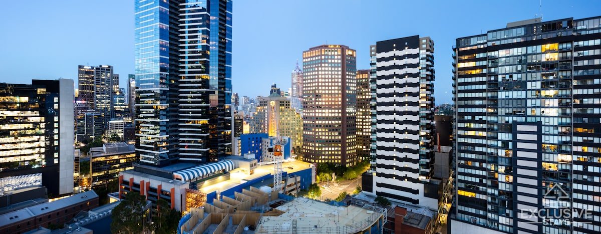 Exclusive Stays – Boulevard Penthouse II gallery image 3