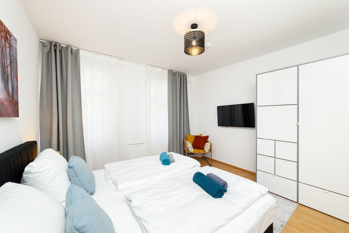 4-Zimmer Apt. City Center Museuminsel Berlin-Mitte gallery image 5