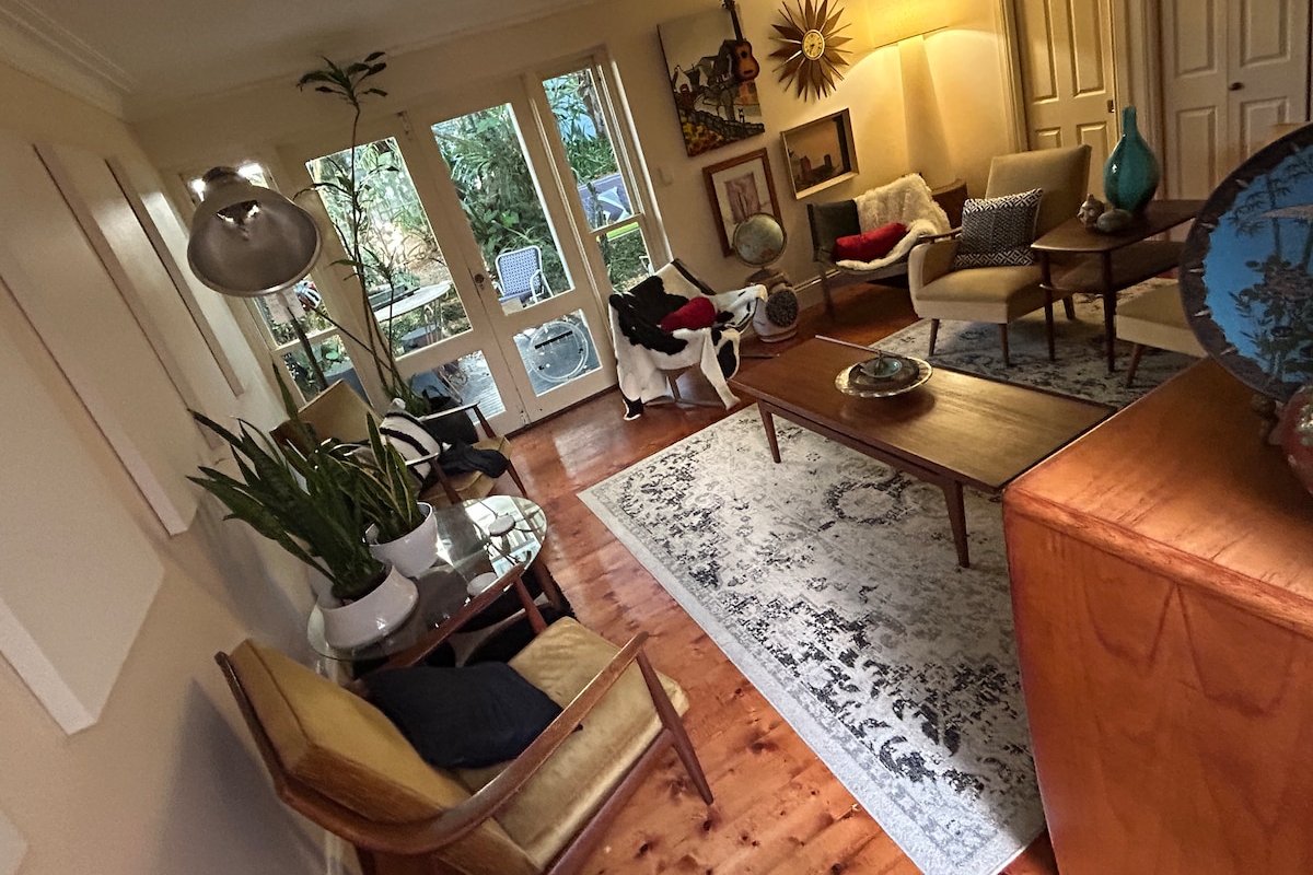 Designer 2 Storey Terrace near Inner City Harbour gallery image 2