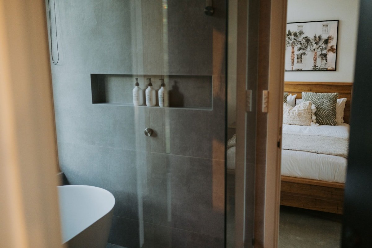 Nativ Escape gallery image 3