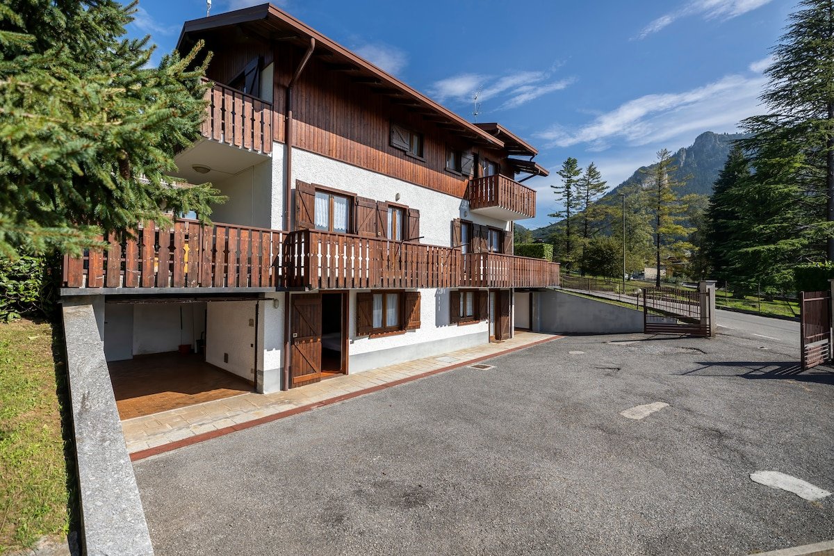 【ღ Villa Prato Est ღ】Giardino privato + box + WiFi gallery image 3