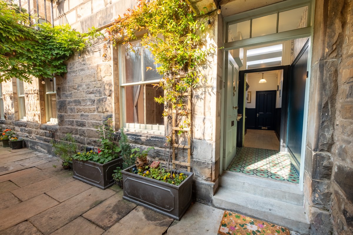 Saxe-Coburg Sauna Apartment Stockbridge