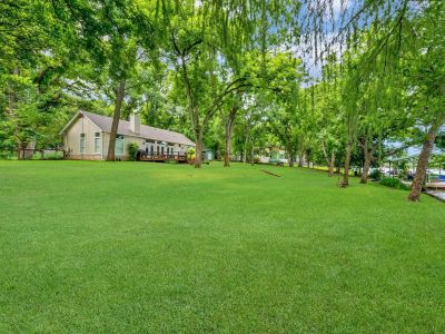 Serene Lakefront Home on Lake Austin