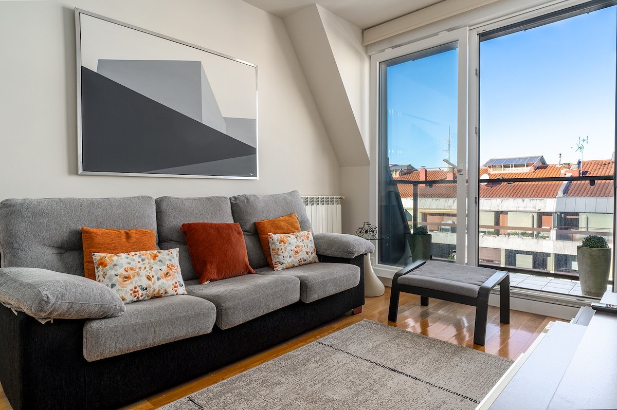 100 metros de la playa. Parking incluido gallery image 2