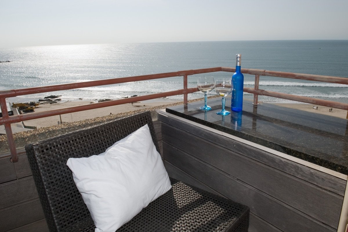 Porto Sea Apartments – Deluxe Sea View gallery image 2