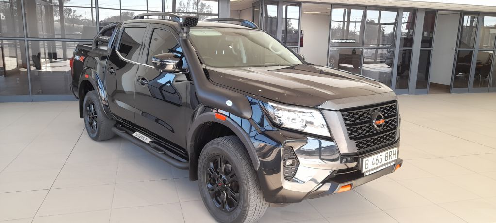 NISSAN NAVARA 2.5DDTI PRO-4X 4X4  for Sale in South Africa
