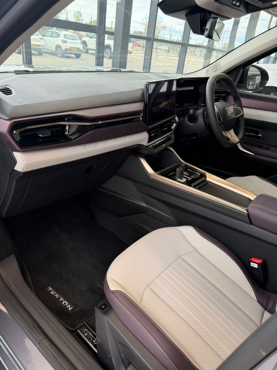 Used car gallery