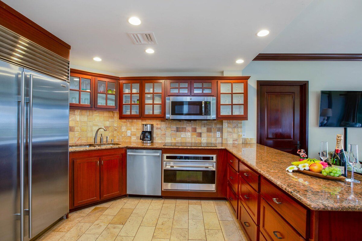 Waipouli Beach Resort A406 gallery image 4