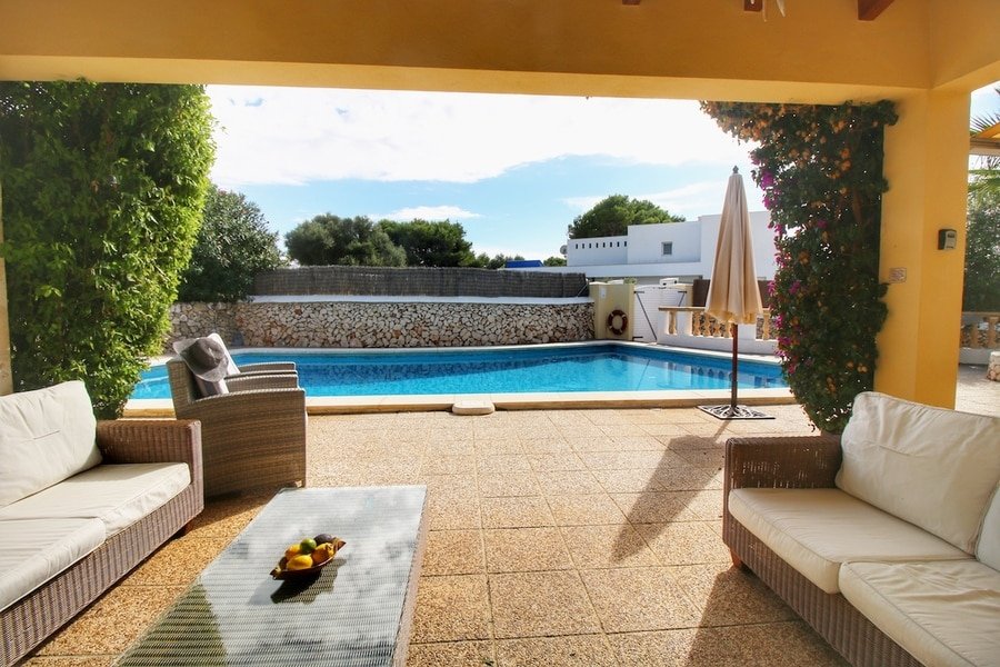 Charmante Villa mit grossem Pool & Dachterrasse gallery image 4