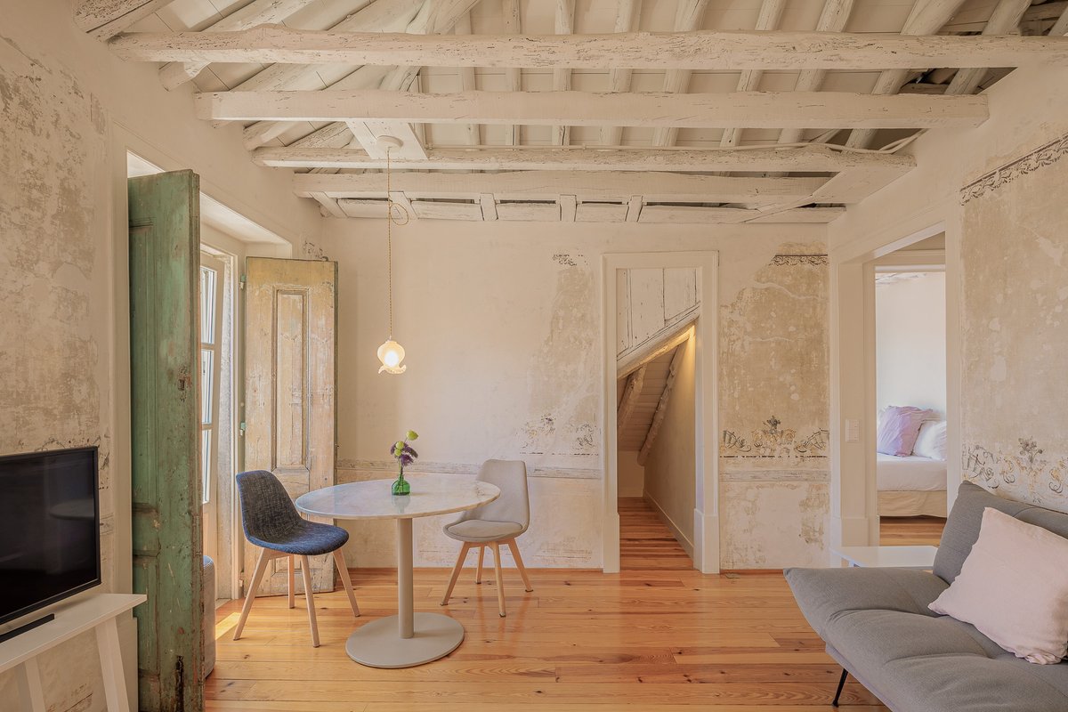 Antiga Casa Pessoa – Light of Lisboa Apartment