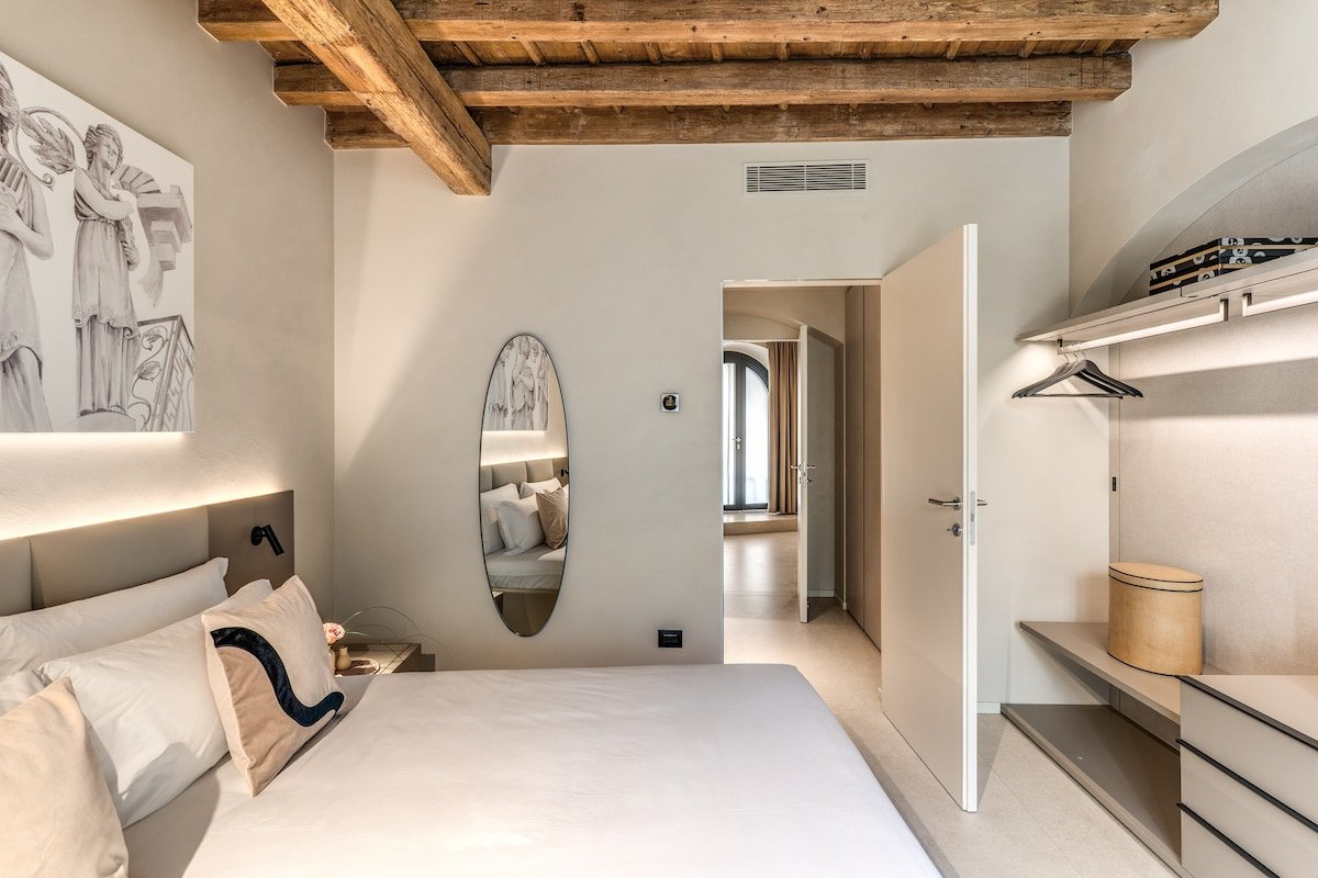 Seety Porta Romana Statue – 1.003 gallery image 3