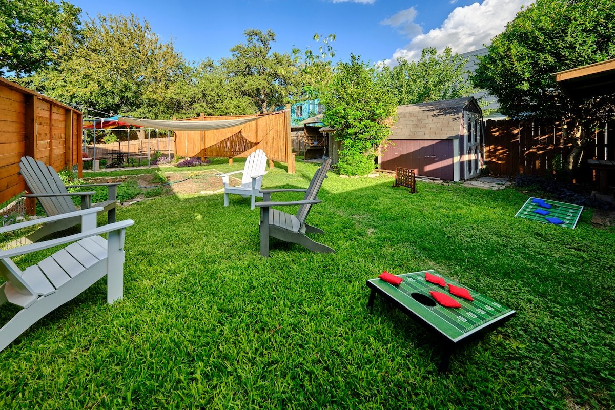 Barton Hills Pad: Sleep 16+, 3mi from Downtown gallery image 4