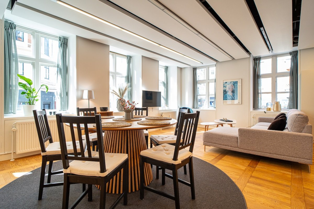 120m2 near Culture Icons – Historic Fredericiagade gallery image 2