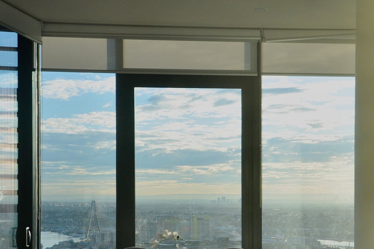 Sydney CBD Firework 3Bed Newly built QVB Westfield gallery image 3