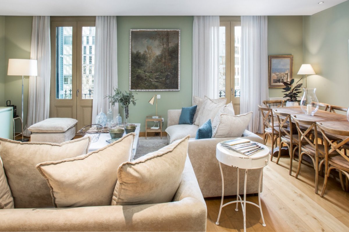 Style Exclusive apartment with views to Casa Mila