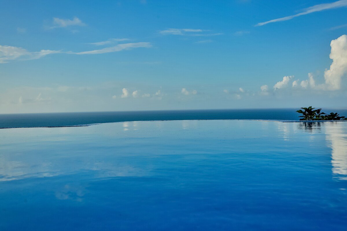 Cayman Villa gallery image 3