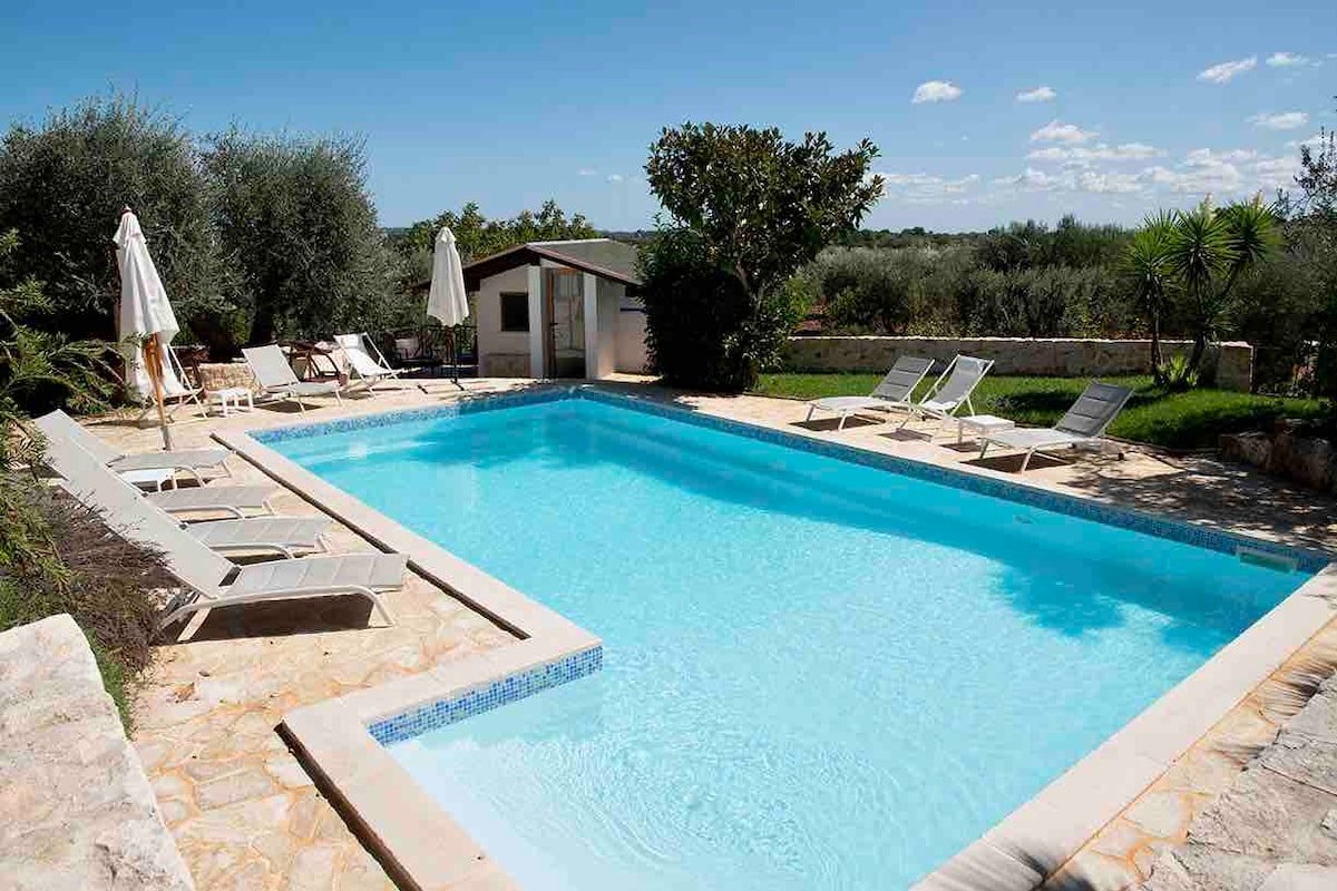 Trullo Maria Leo Puglia – with stunning pool gallery image 2