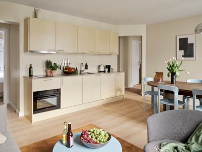 Three Bedrooms, Two Bathrooms Hotel Apartment