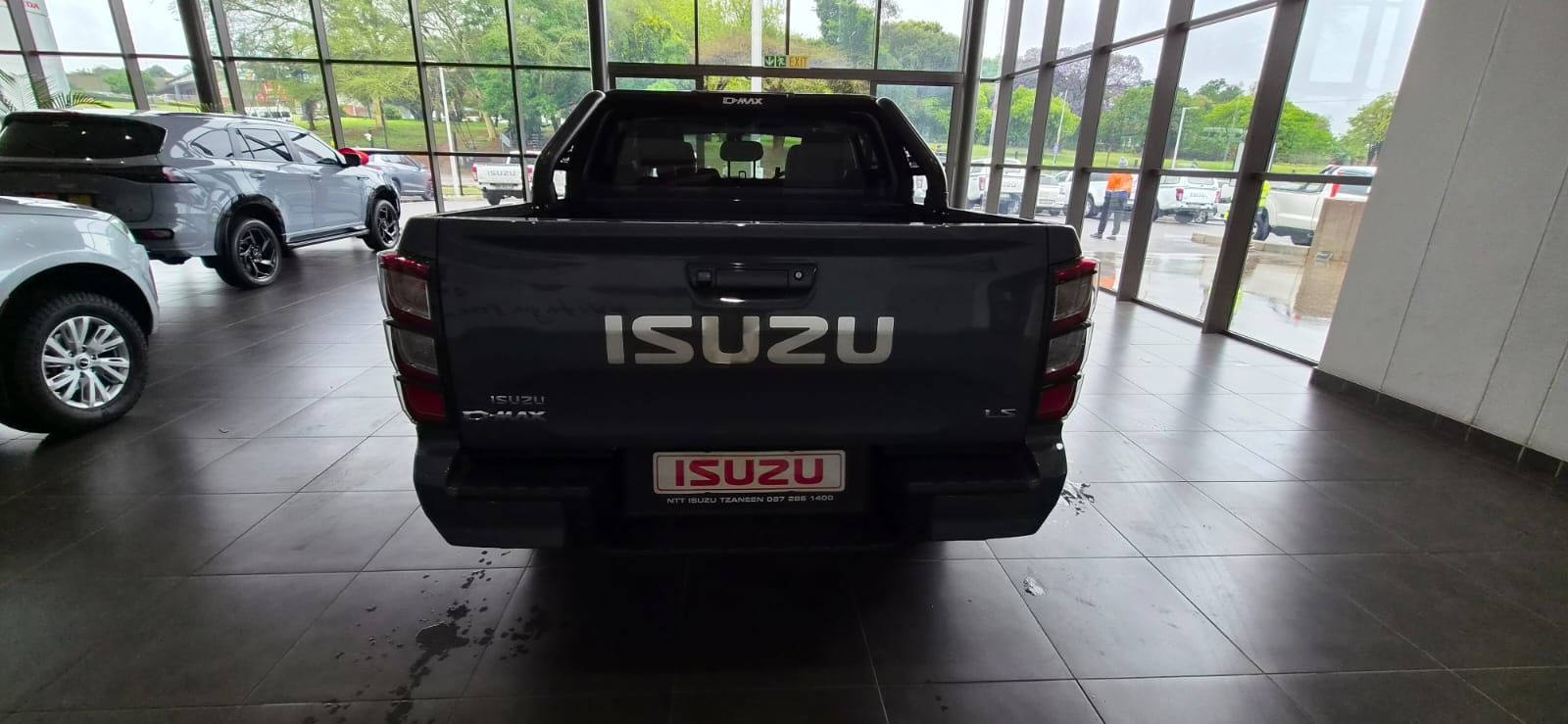 Used car gallery