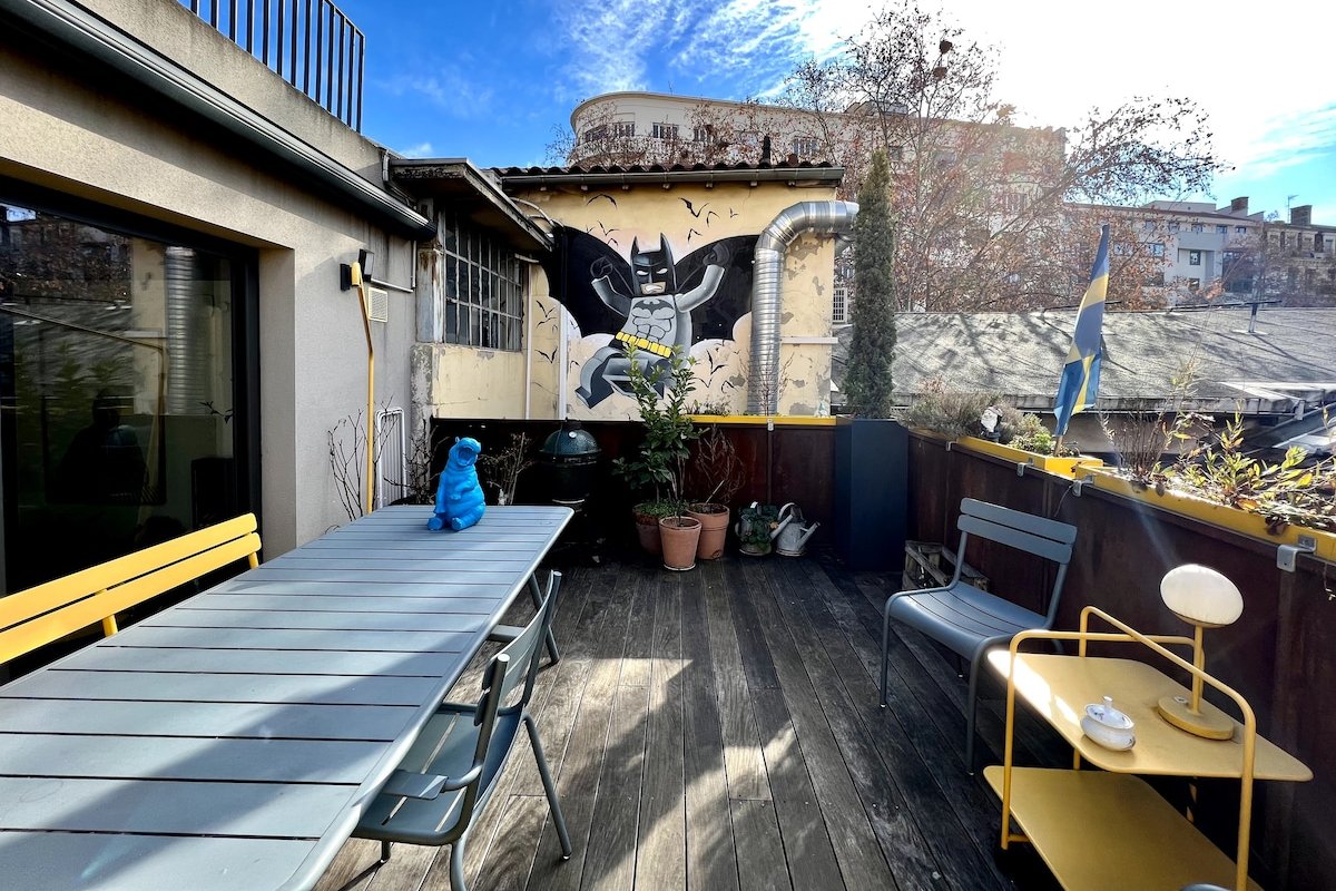 Loft contemporain avec terrasse gallery image 4