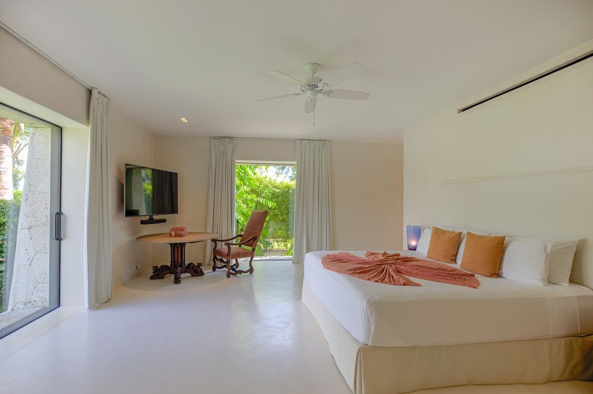 Forte Taino – Luxury Villa with Golf View gallery image 4