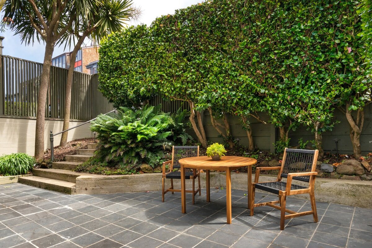 Top of SF Home with Panoramic Views gallery image 4