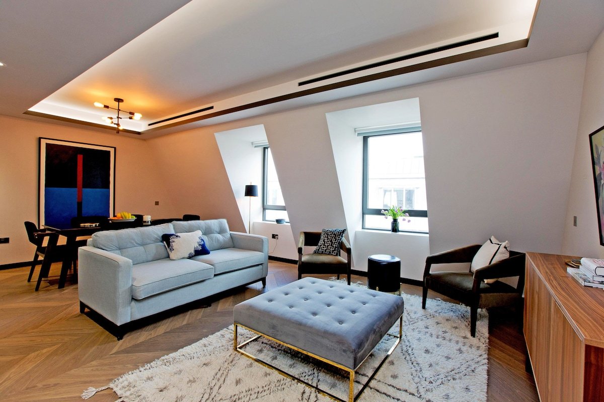 37GS Residences | 2bedroom Apt 620 near Piccadilly gallery image 5