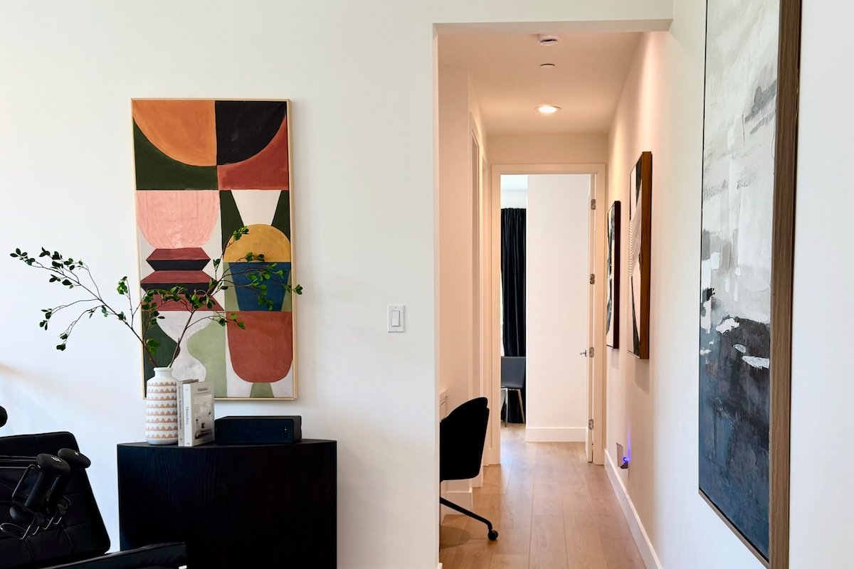 Brand New Modern Farmhouse in Silverlake gallery image 4