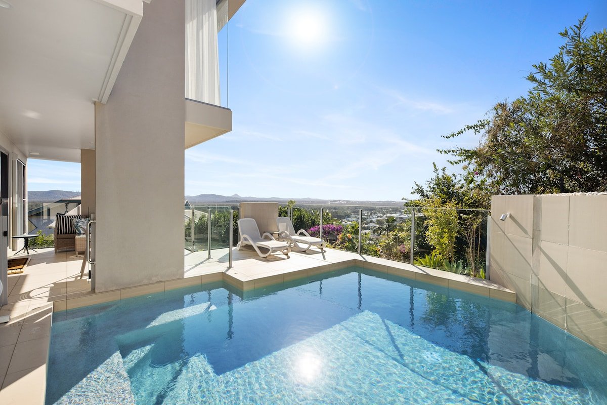 Beached @ Coolum gallery image 2