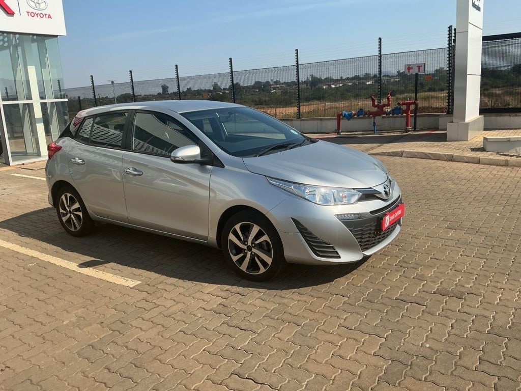 TOYOTA YARIS 1.5 XS CVT 5Dr for Sale in South Africa
