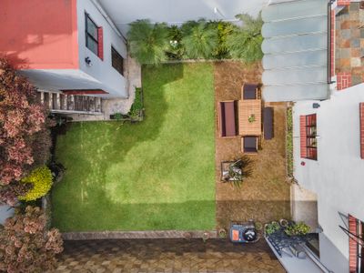 Historic Villa Condesa King Beds + Service +Garden