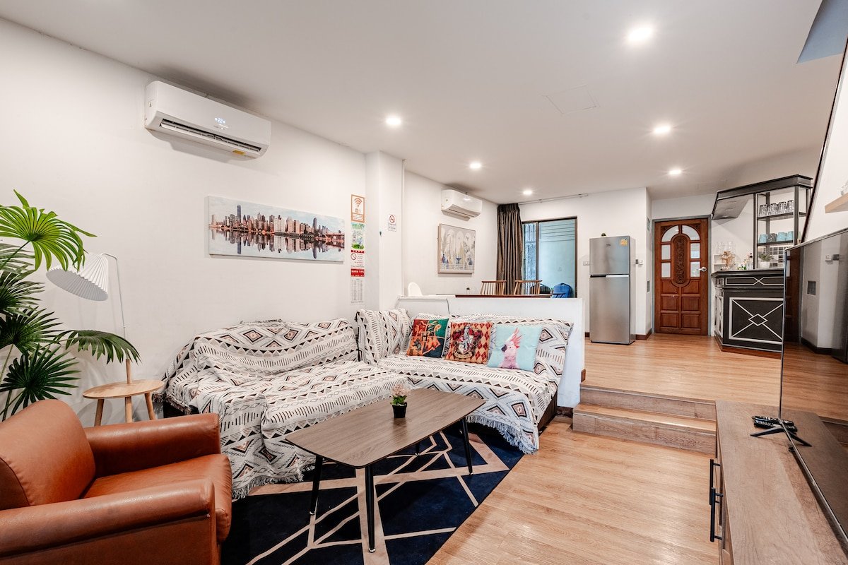 Emquartier｜近BTS铜锣Phrom phong｜Asok｜可住11人 gallery image 3