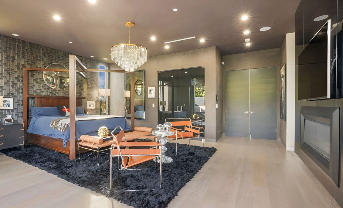 NEW Modern Oasis off Melrose – Rooftop – Pool gallery image 2