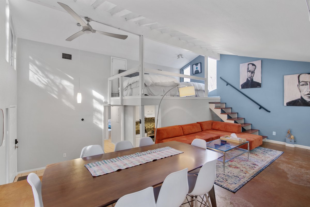 Huge Private Villa near Downtown – 12 Real Beds