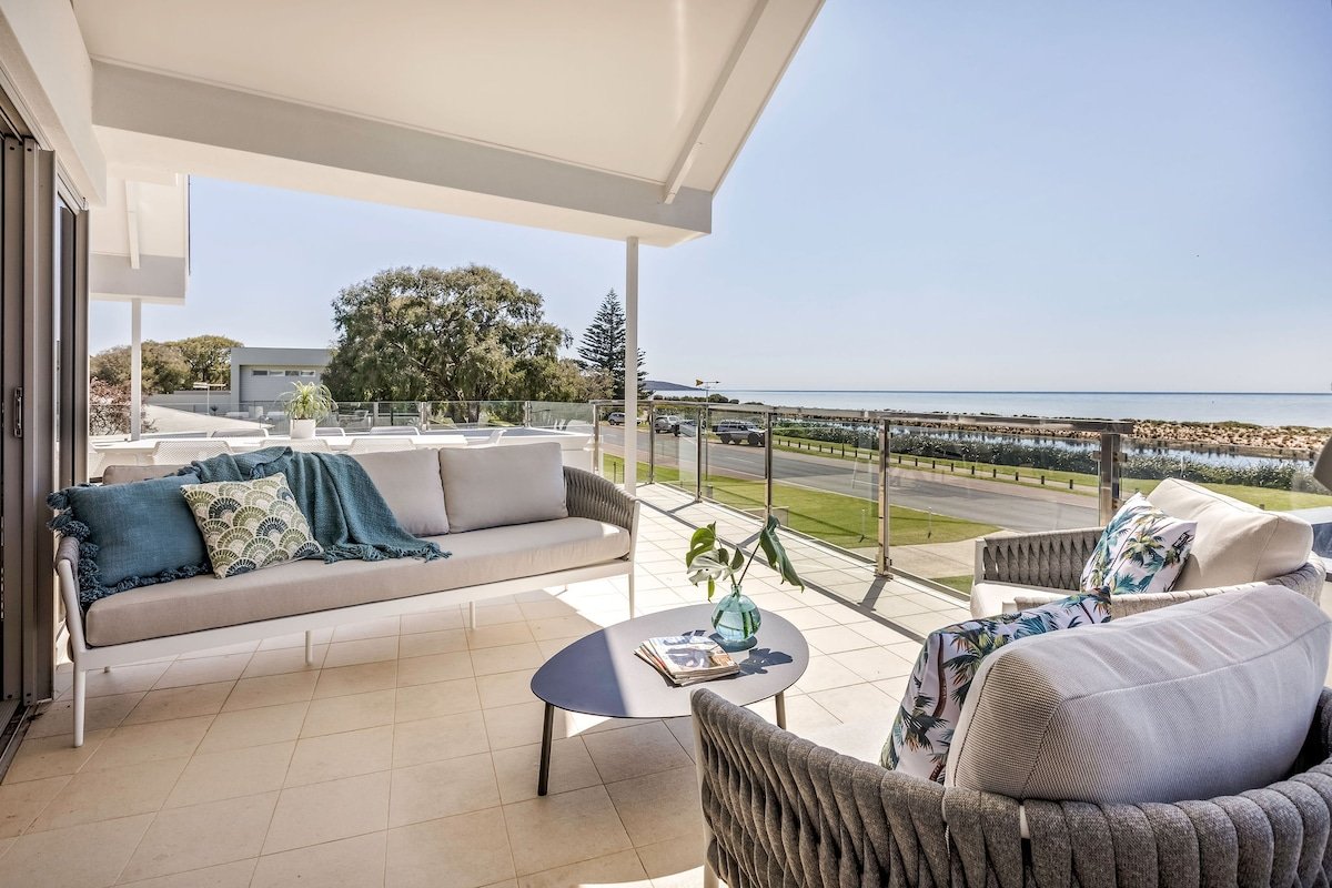 Aqua Blu gallery image 3