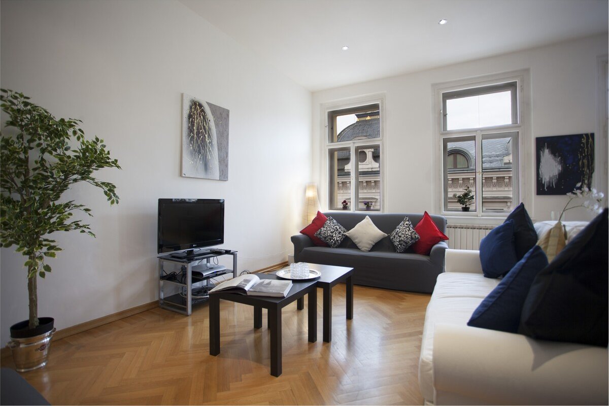 Charles Bridge Apartment gallery image 4