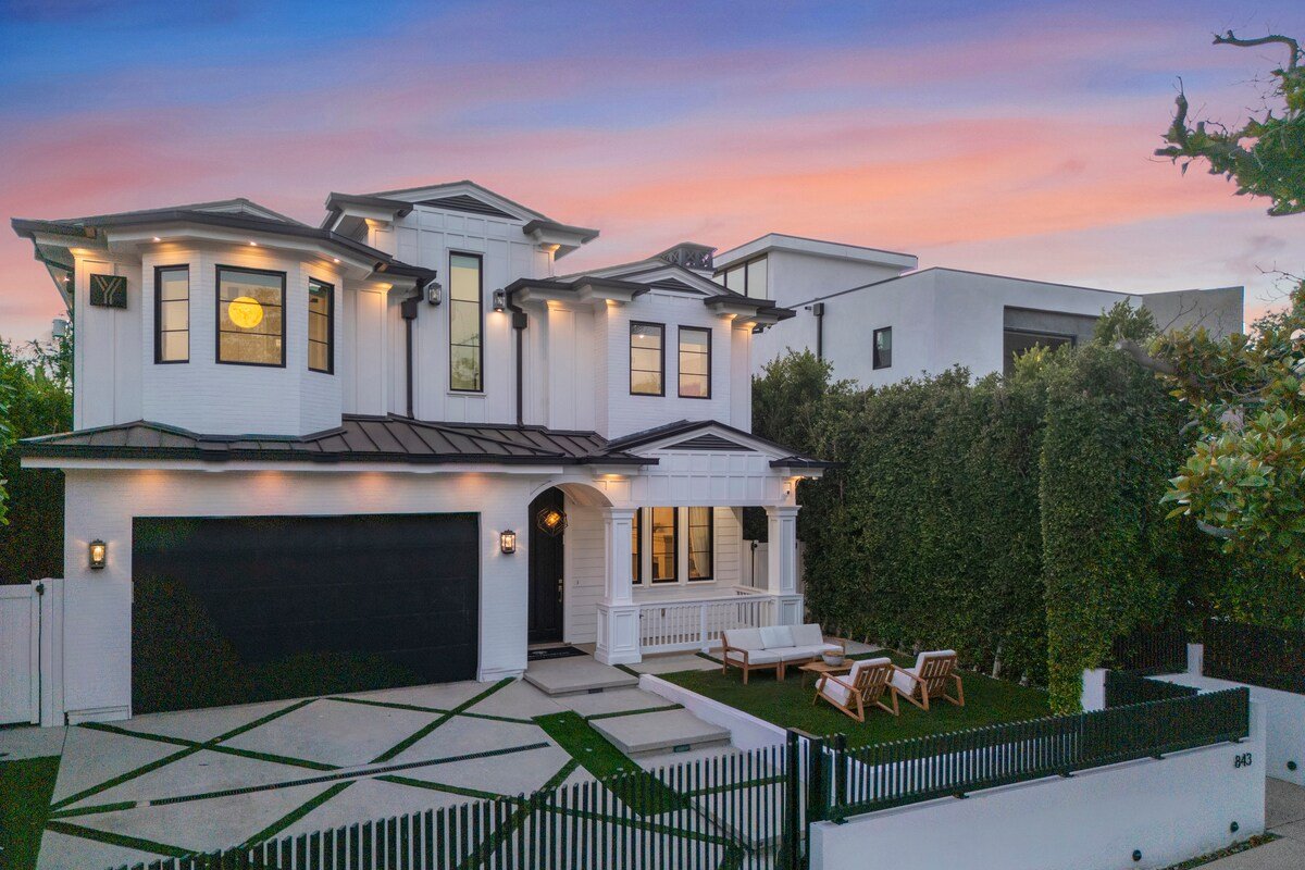 West Hollywood Farmhouse w/ Pool & Home Theater gallery image 2